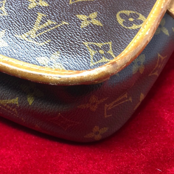 Authentic Louis Vuitton sologne crossbody - Picture 13 of 16